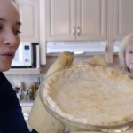 How to Bake Mom's Classic Pie Crust - cookingwithkimberly.com