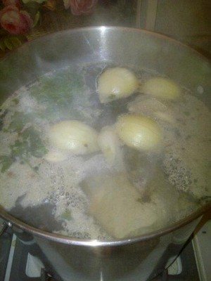 Honey Garlic Ribs Boiling
