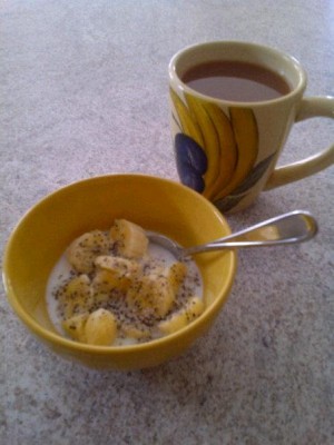 Bananas in Milk with Chia Seeds & Morning Tea for Breakfast - CookingWithKimberly.com