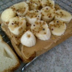 How to Make Grilled Honey Peanut Butter Banana Sandwiches