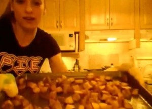 How to Roast Smoked Paprika Potato Bites - cookingwithkimberly.com