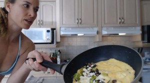 How to Cook a Broccoli, Shiitake & Feta Omelette - cookingwithkimberly.com