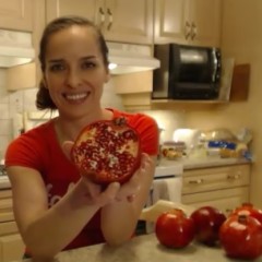 Web Chef Review: POM Wonderful Pomegranates at Harvest Barn Country Markets