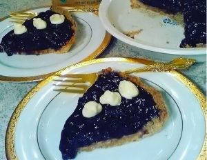 Blueberry Pie with Gluten Free Tiger Nut Pie Crust - cookingwithkimberly.com