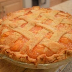 How to Bake Fresh Peach Pie Video