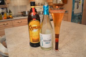 How to Make a Chocolate Lover's Bubbly Cocktail - cookingwithkimberly.com