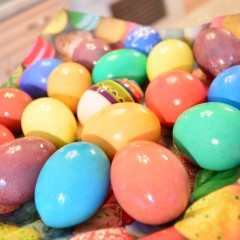 How to Color Easter Eggs Video