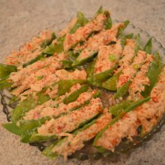 How to Make Crab Stuffed Snow Peas + Video: Easter Surprises