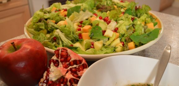 How to Make Green Salad with Pomegranate & Apple + Video
