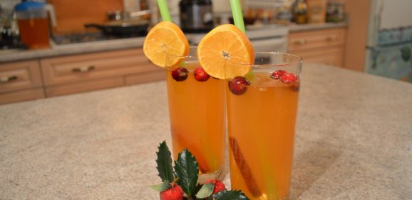 How to Make Holiday Spiced Clementine Iced Tea Video