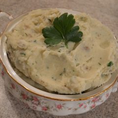 How to Cook Mashed Potatoes with Parsley Video