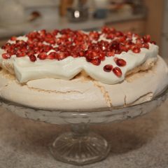 How to Bake Pomegranate Pavlova Video