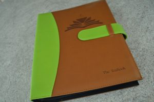 Web Chef Review: The Tea Book - cookingwithkimberly.com