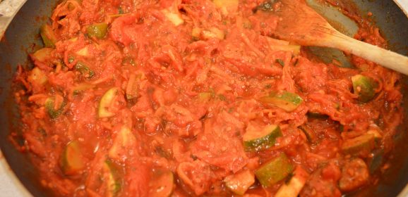 Tomato & Zucchini Pasta Sauce Video