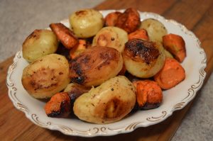 How to Cook Whole Pan Roasted Potatoes - cookingwithkimberly.com