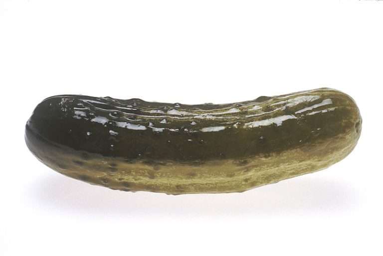 How to Can Dill Pickles: National Pickle Day