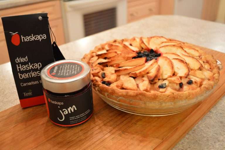 How to Bake Haskap Apple Pie + Video